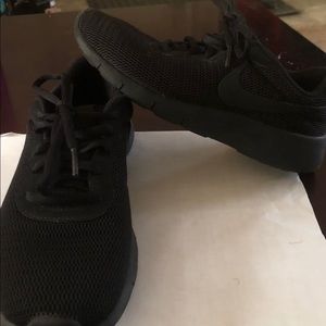 Black Nike Sneakers